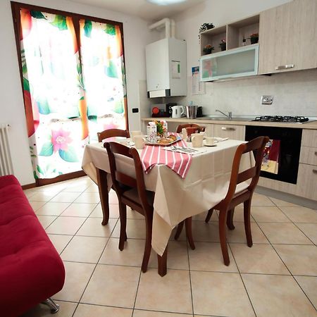 Guest House Onde Chiare Реджонель-Эмилия Экстерьер фото